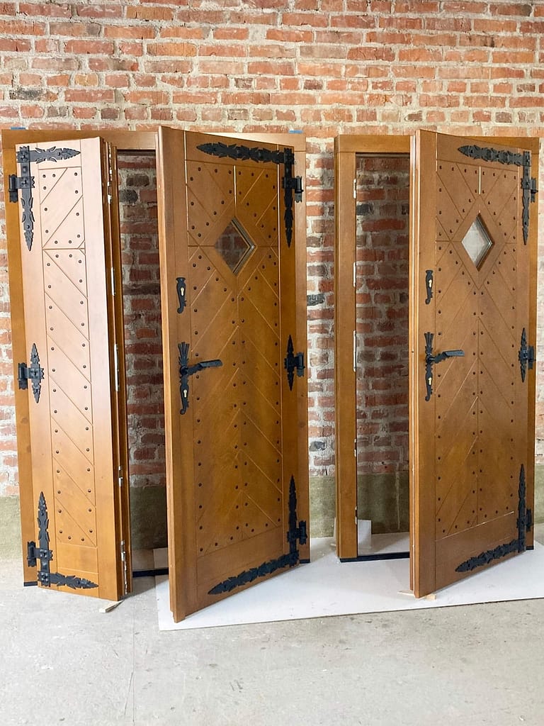 Drzwi drewniane wejściowe na zamówienie w każdym stylu - Okna i drzwi Tokarczyk Małopolska